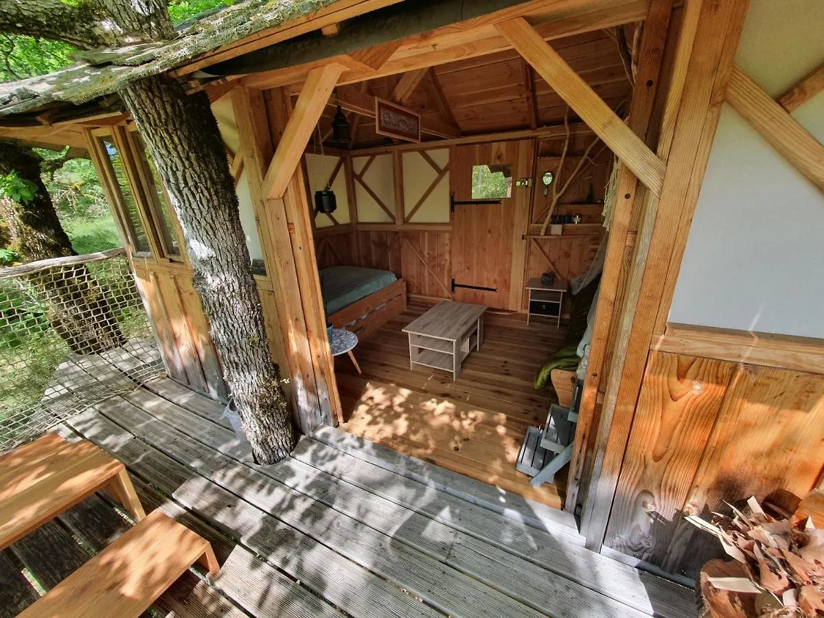 Cabane Dans Les Arbres - La Pagode Mechmont 0*,  France